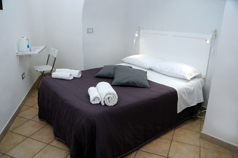 Maison Du La Rua (Adults Only) Наполи Екстериор снимка
